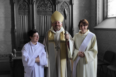 Starokatolická církev udělí poprvé kněžské svěcení dvěma ženám